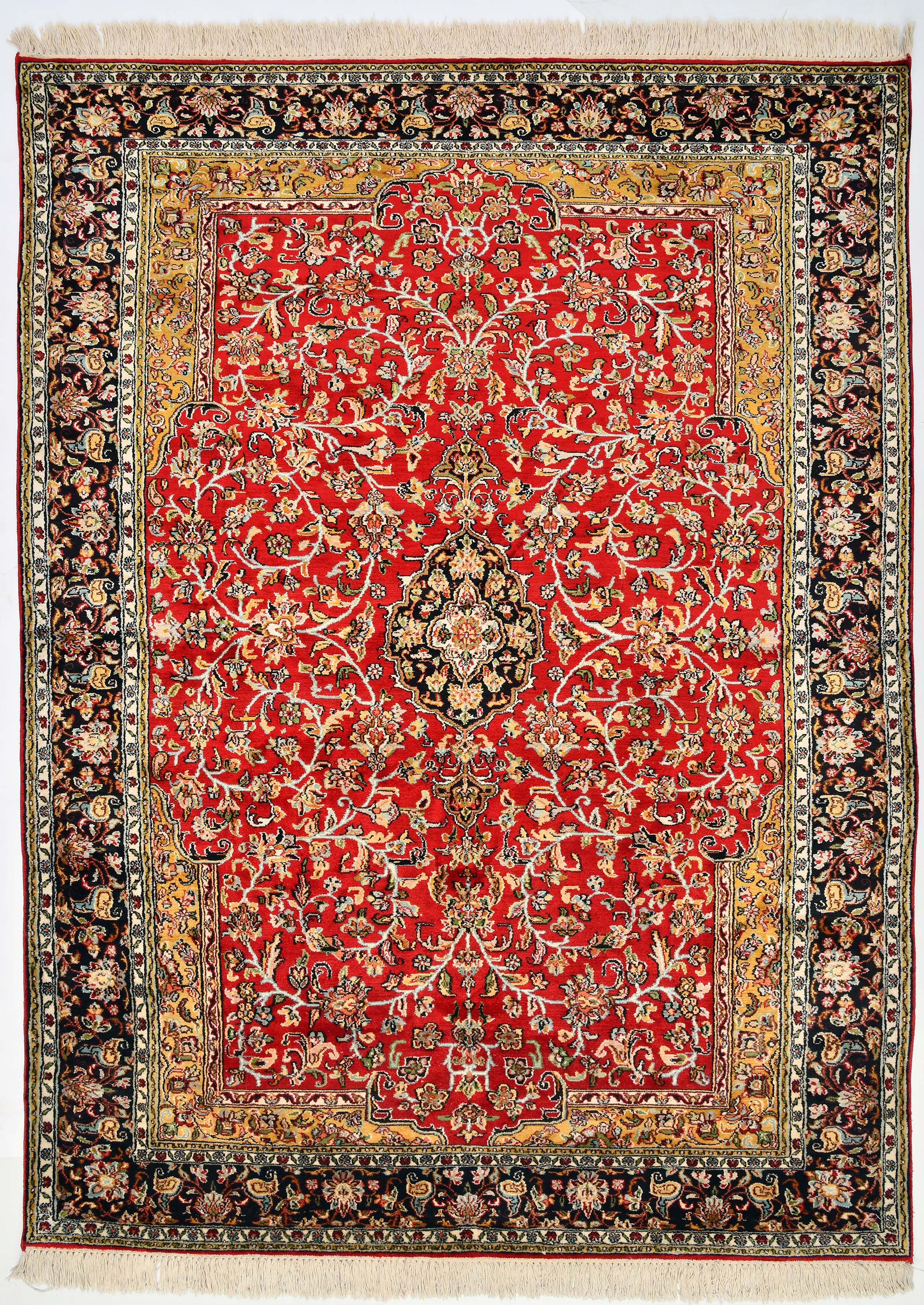 GULMARG GUL-12 RED BLACK Main Image