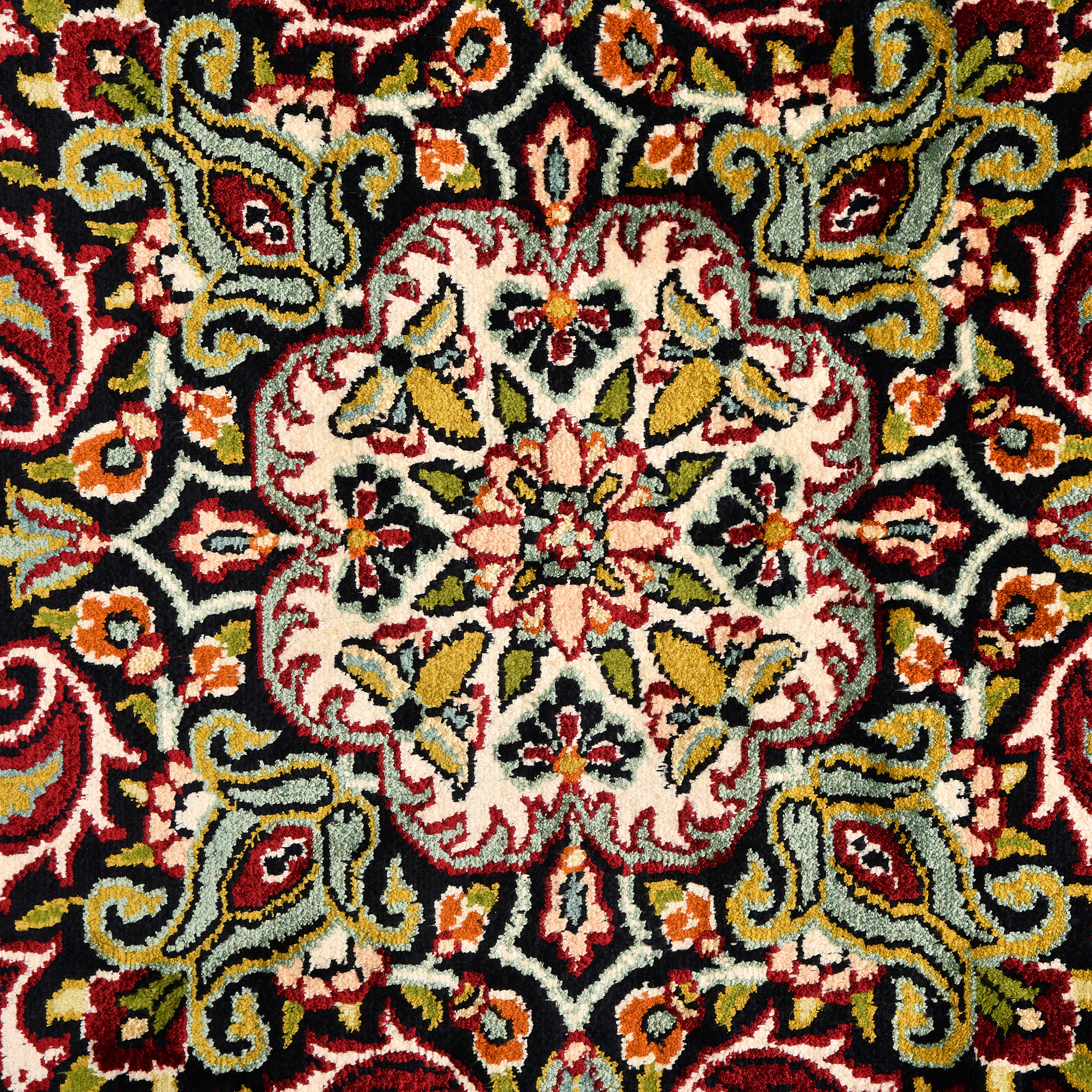 GULMARG GUL-20 RED BLACK Main Image