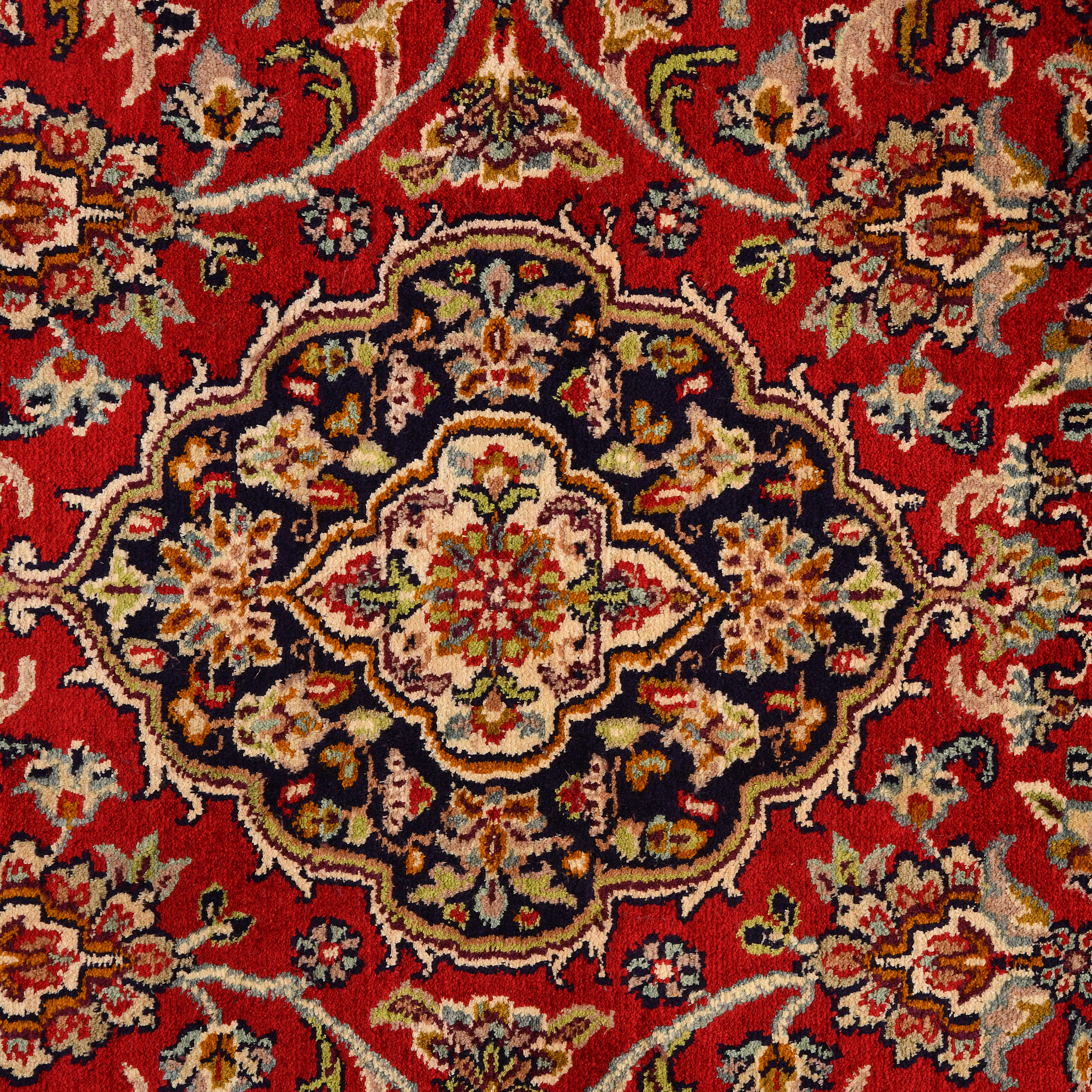 GULMARG GUL-24 RED IVORY Main Image