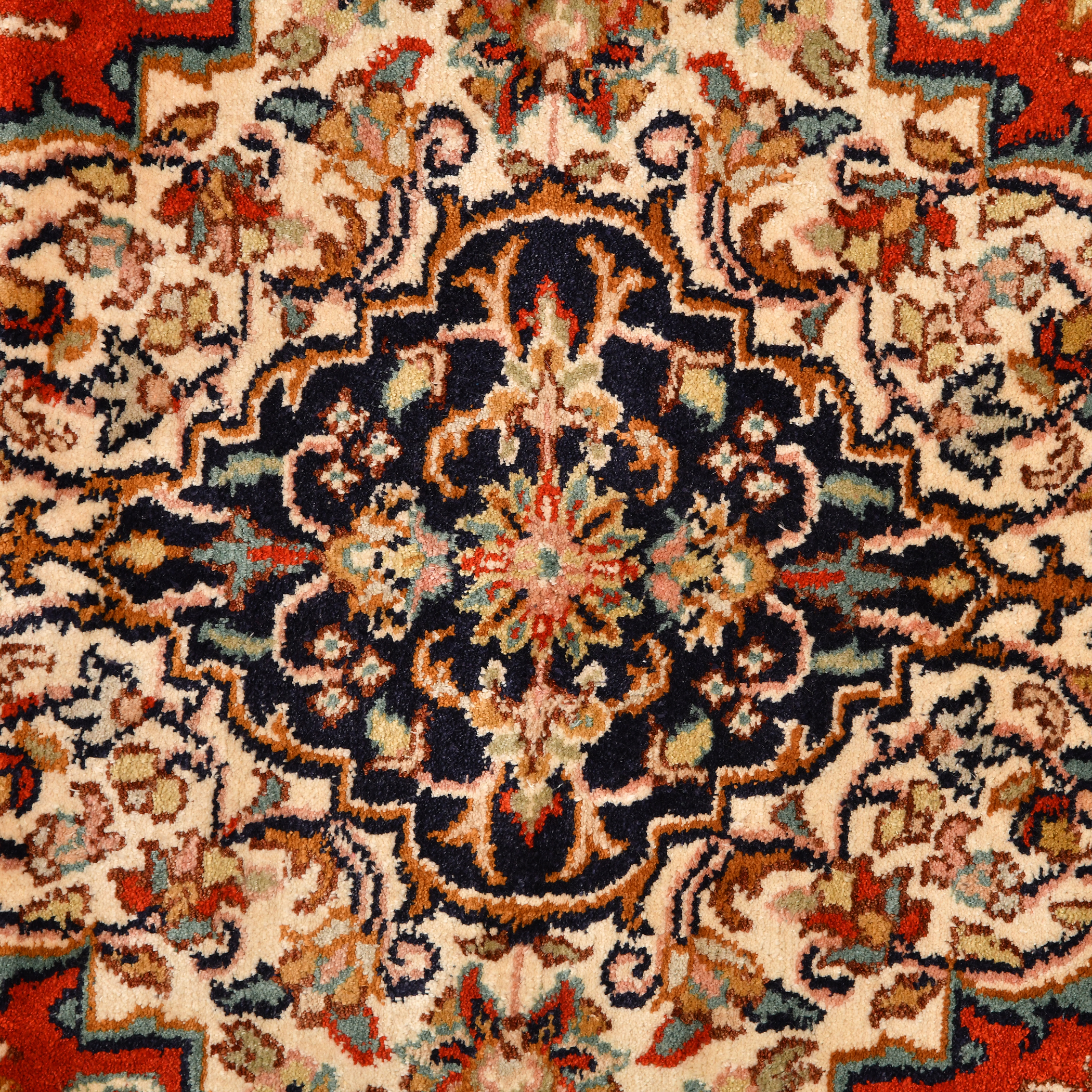 GULMARG GUL-35 RED IVORY Main Image