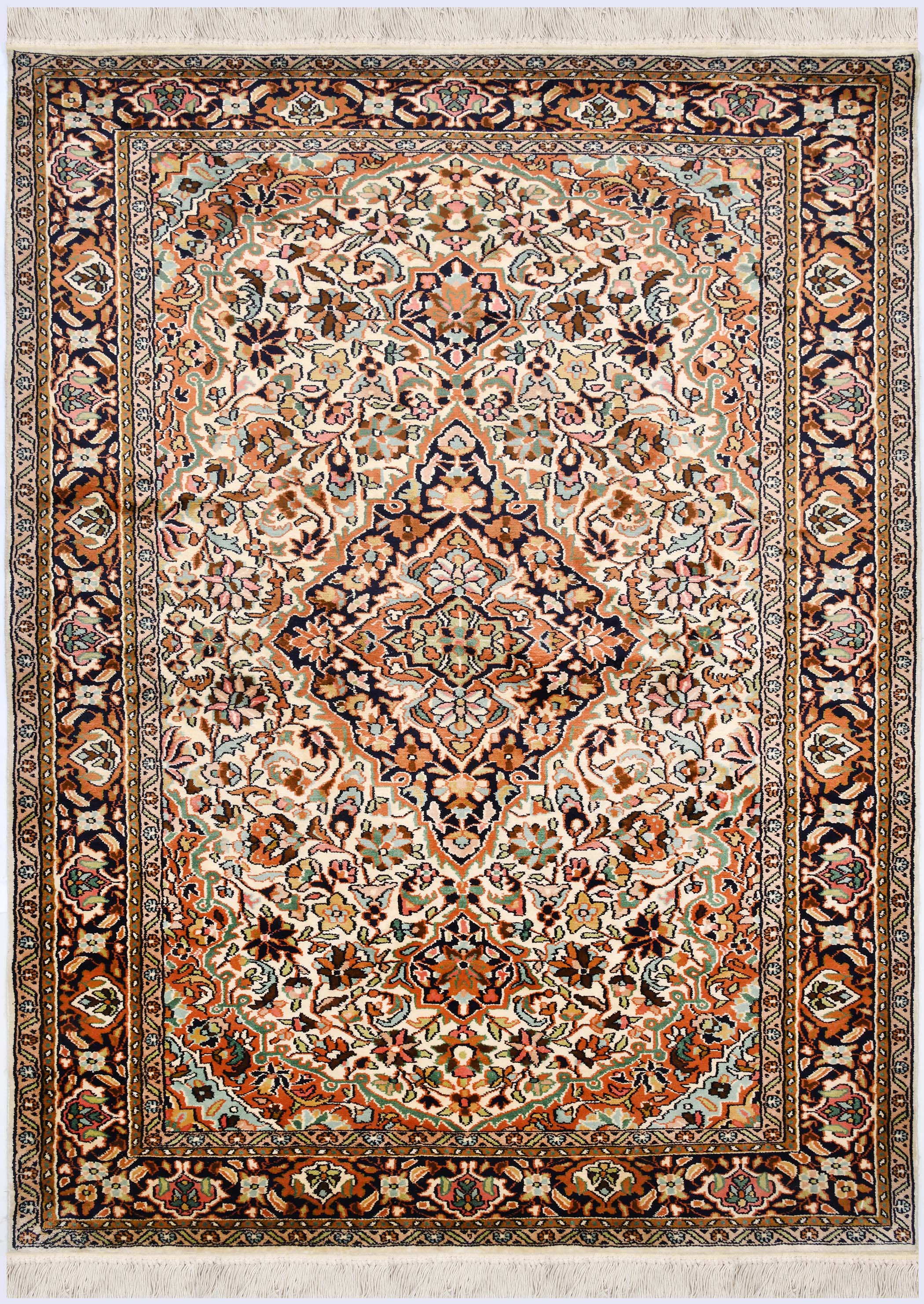 GULMARG GUL-52 IVORY NAVY Main Image