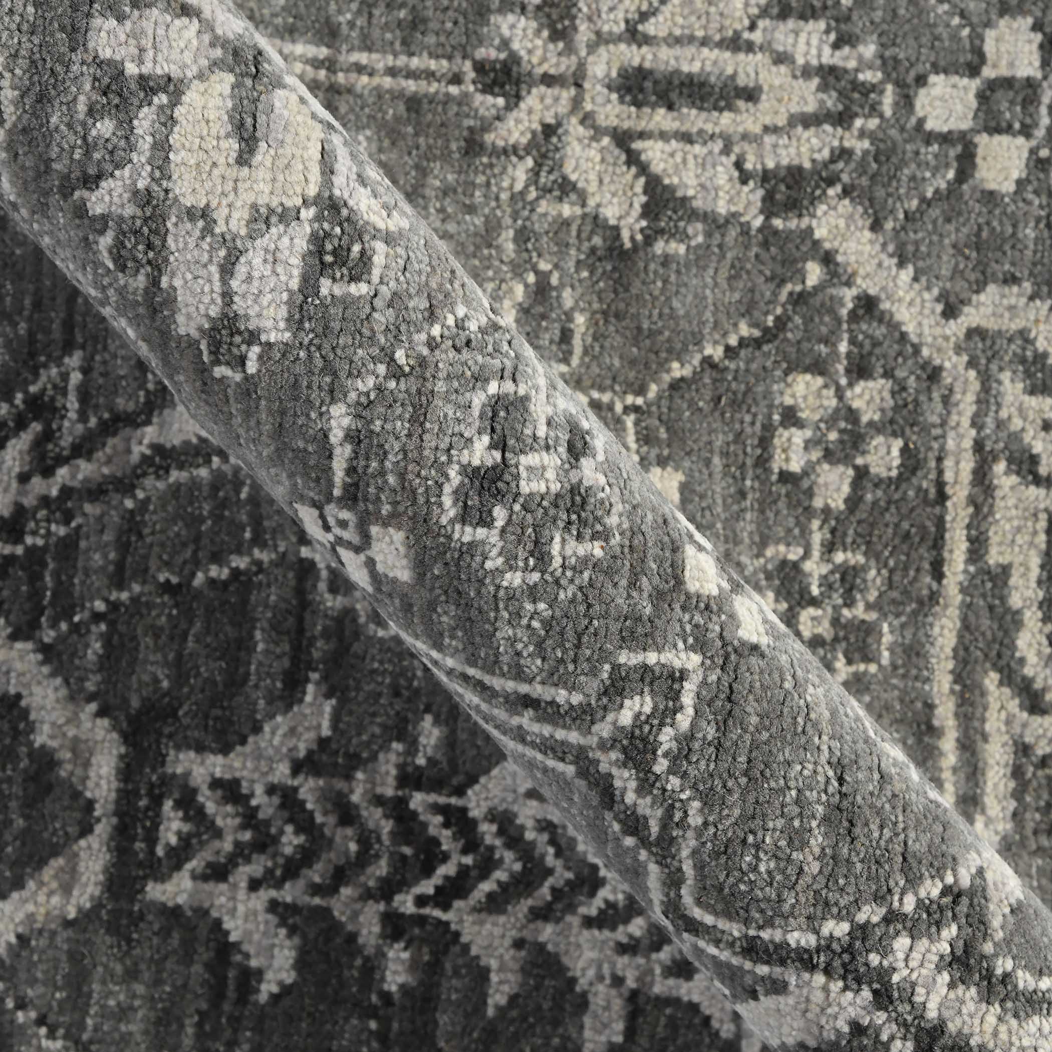 NUIT ARABE QA-32 GRAY BRIGHT GRAY Main Image
